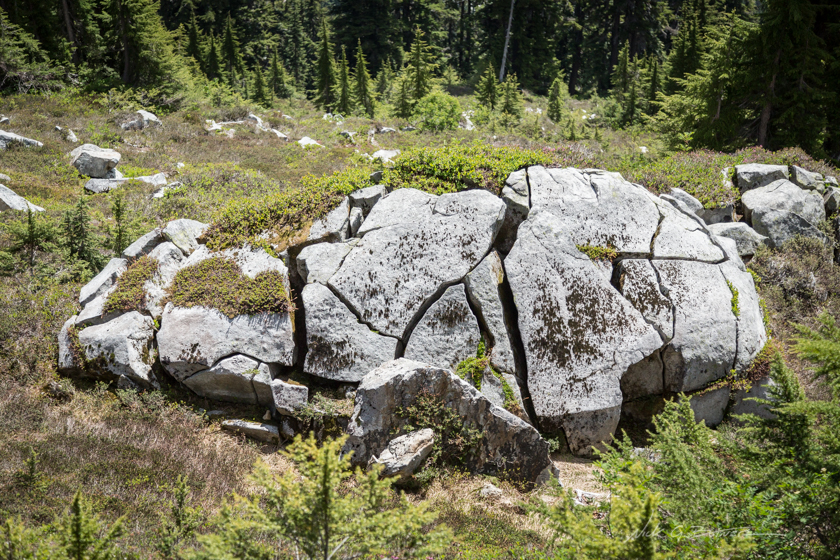Hiking Kendall Katwalk and Kendall Peak along the Pacific Crest Trail, Washington